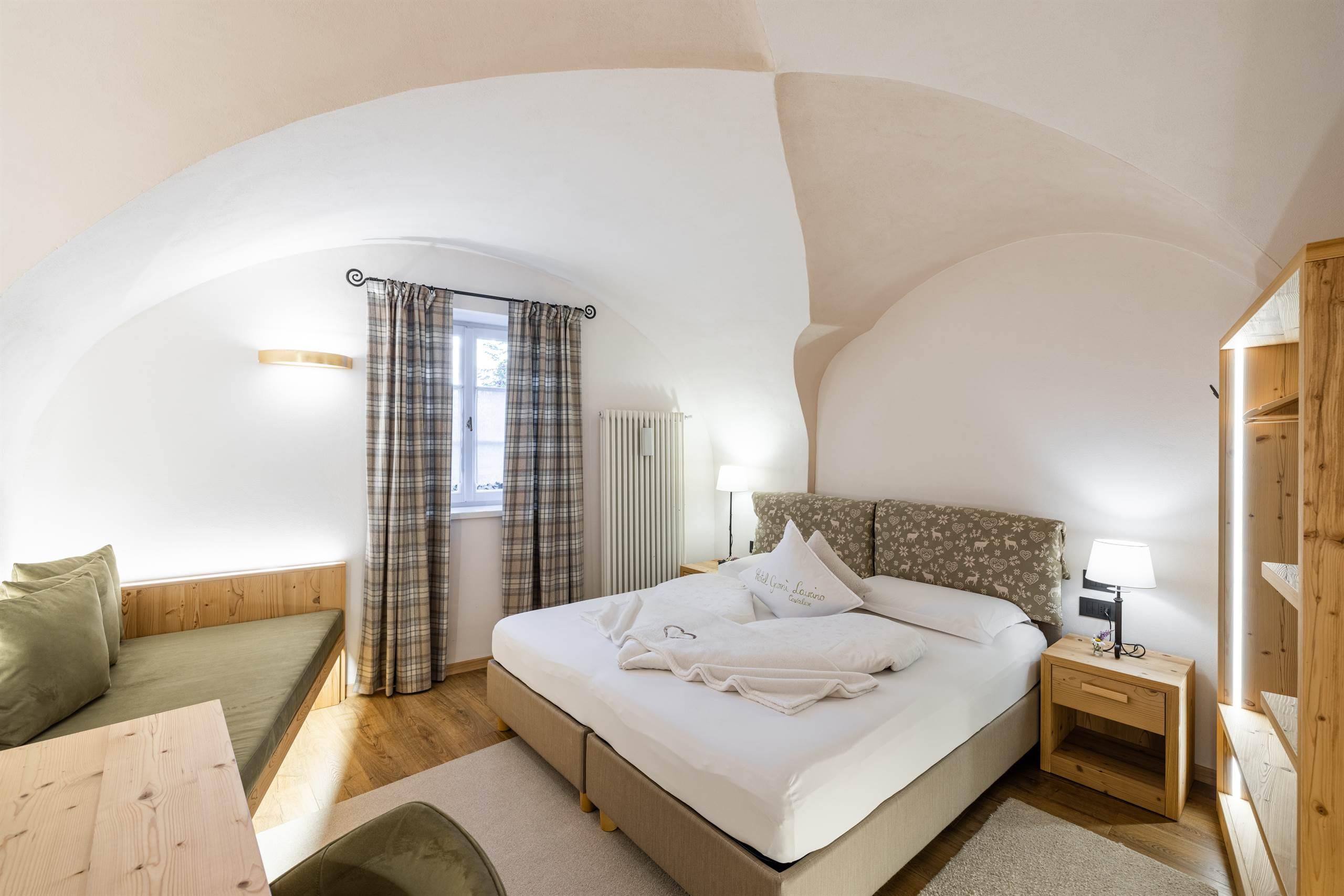 Doppelzimmer, Dusche, neuwertig