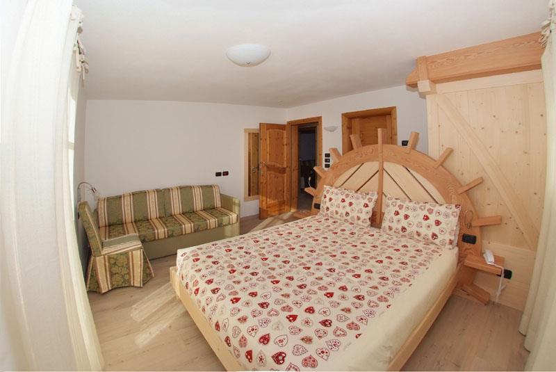 Triple room