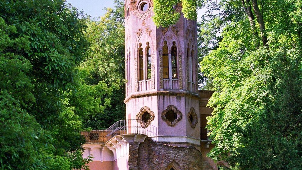 Guided Tour of Mirano and its parks