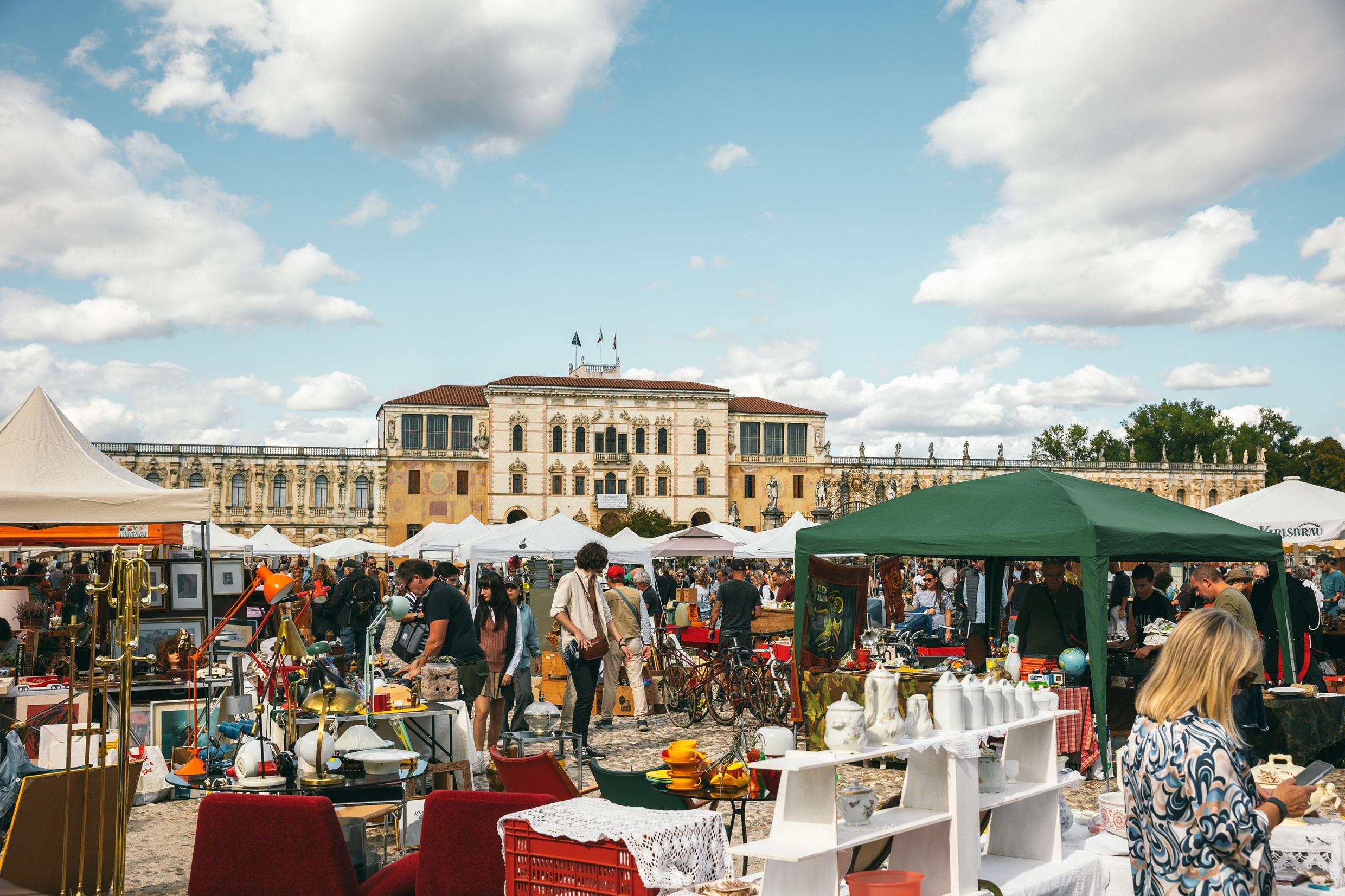 Mercatino dell'Antiquariato