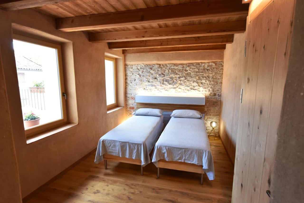 CASA ZEFIRA