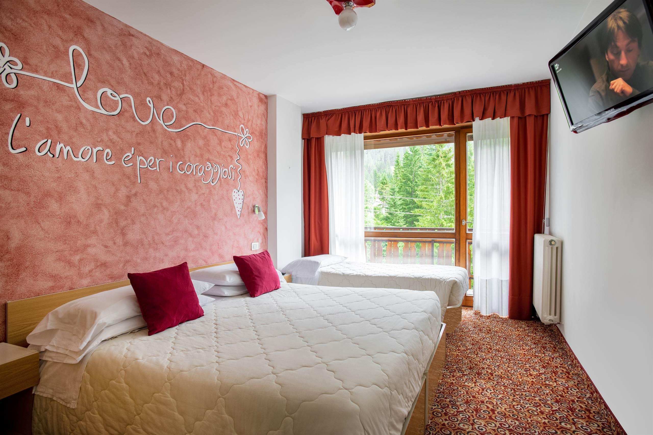 Triple room