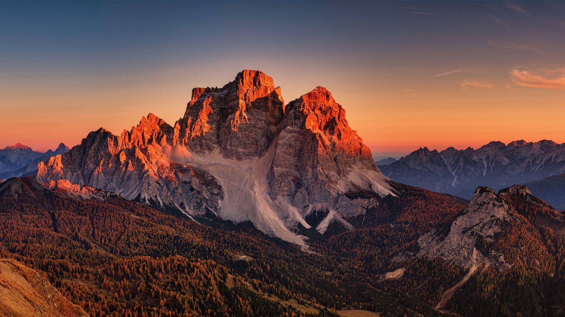 Anello super-panoramico tra Civetta e Pelmo con Elena