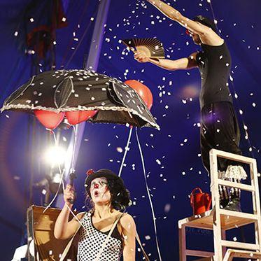 Clown cabaret
