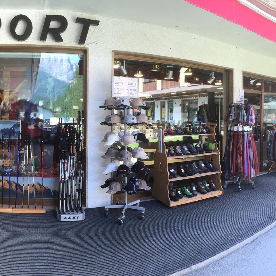 De Grandi professional mountain shop - Malga Ciapela - 2