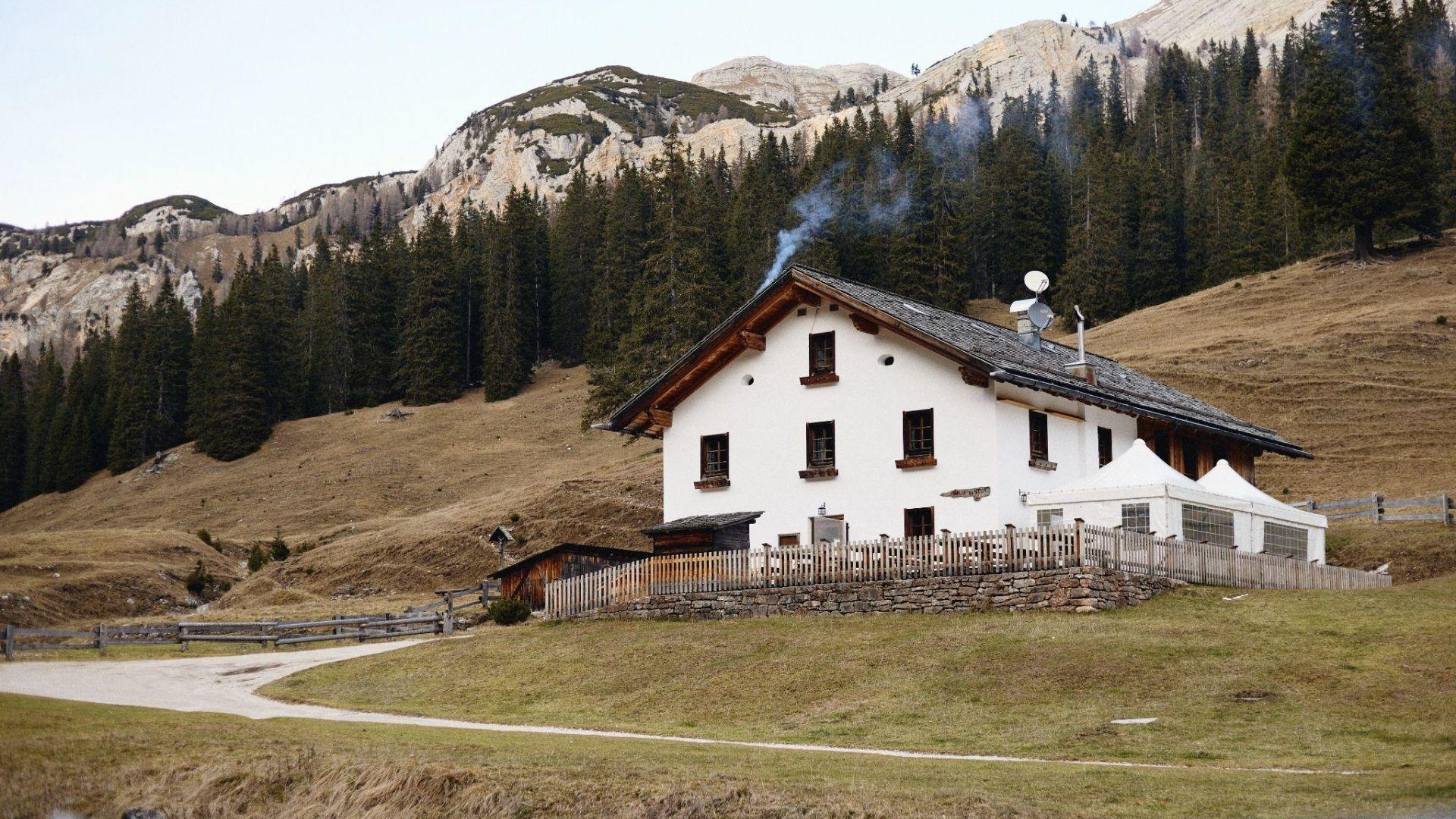 Malga Ra Stua con pranzo di prodotti tipici