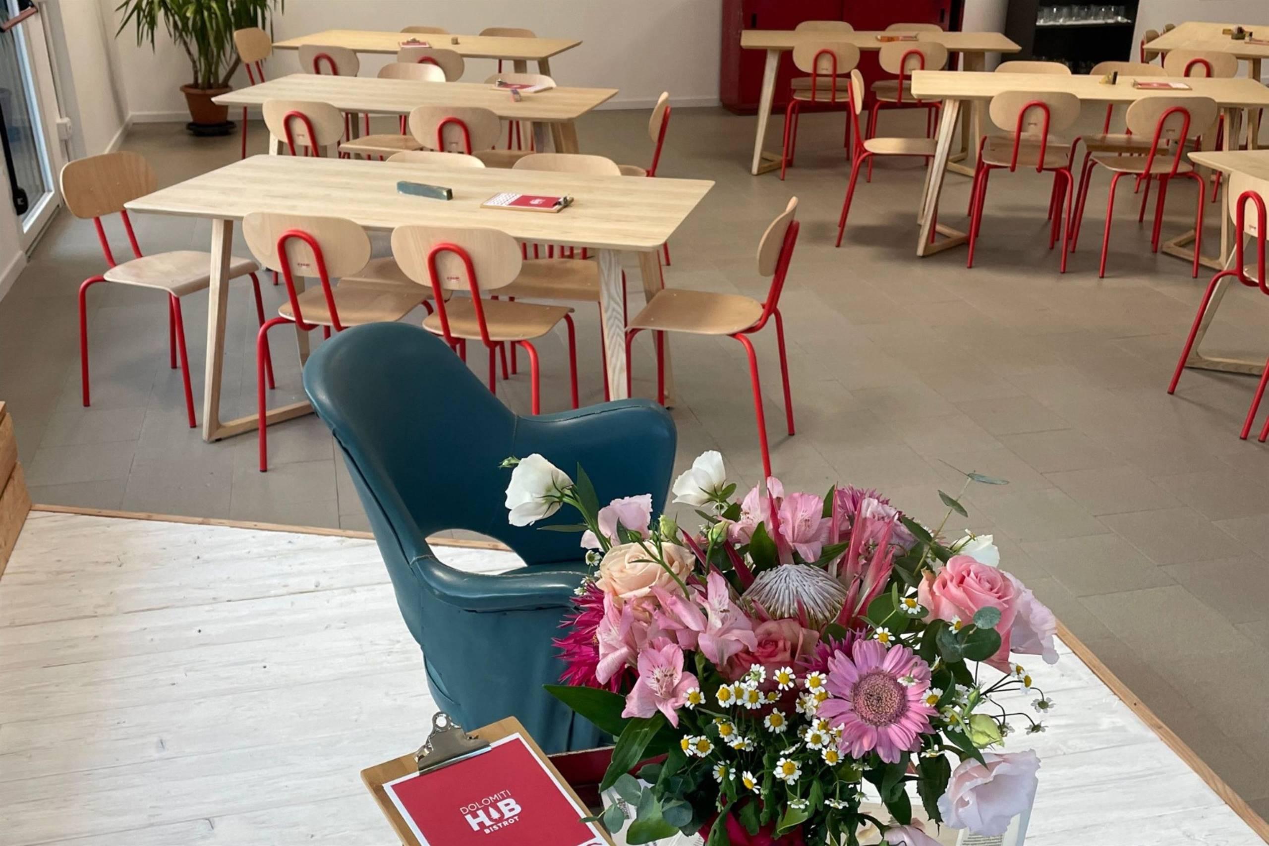 Bar& Bistrot Dolomiti Hub
