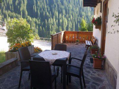 B & B GIOLAI ELIO