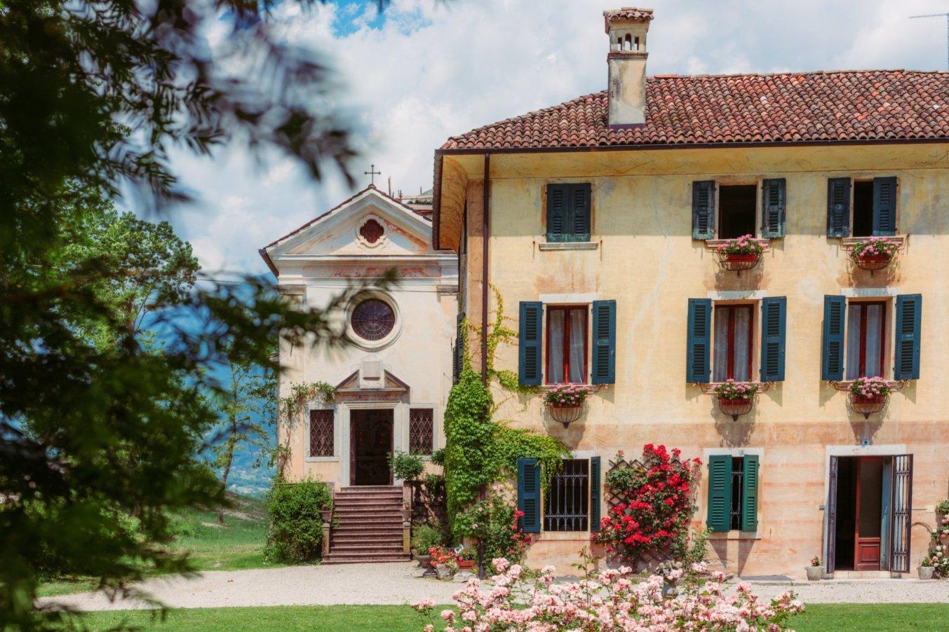 CASA GUARNIERI