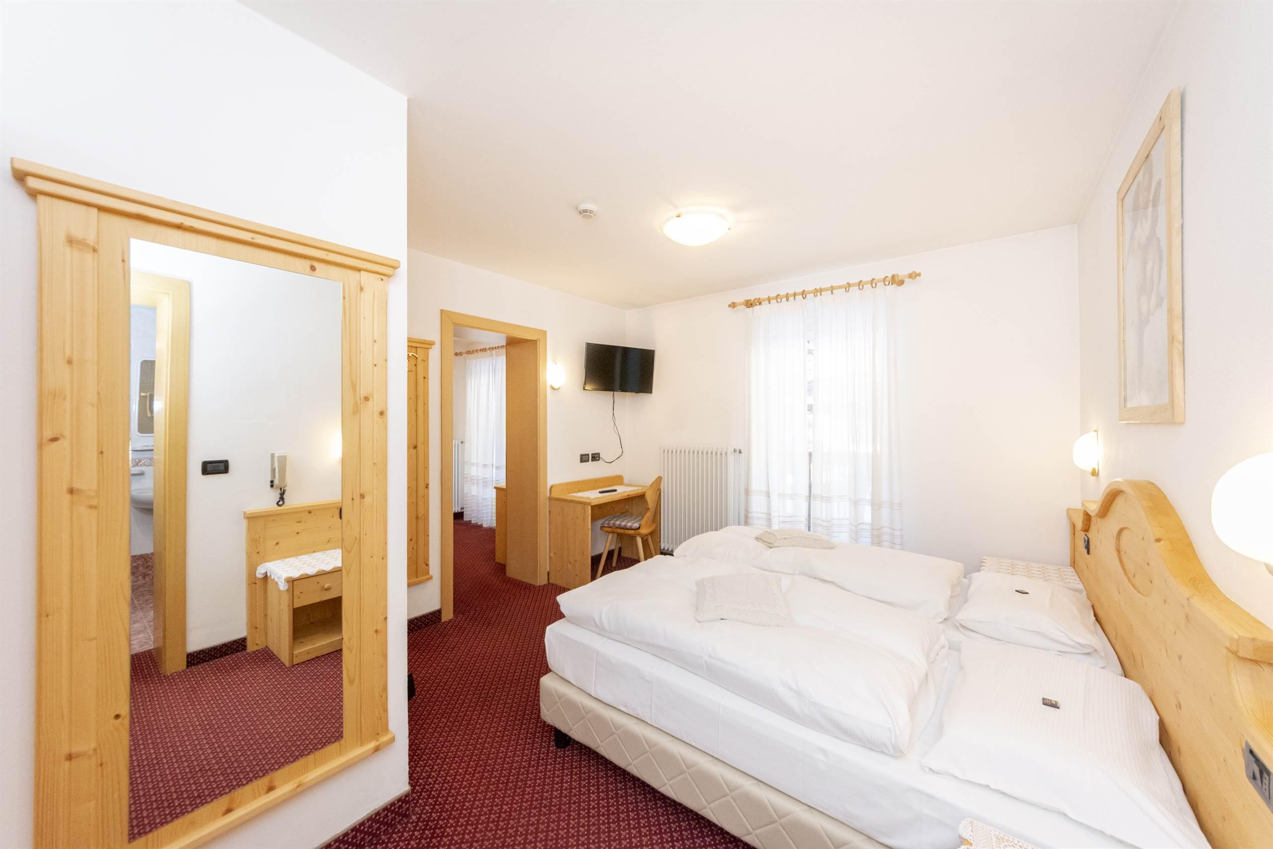 Triple room
