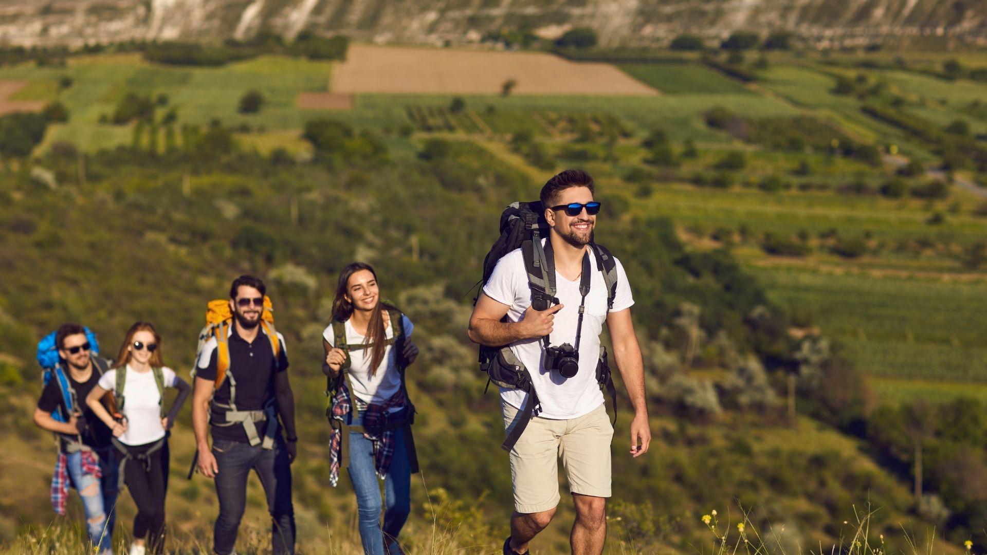 Passeggiata tra arte e natura