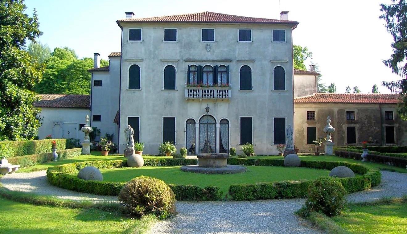 Guided Tour of Villa Badoer Fattoretto