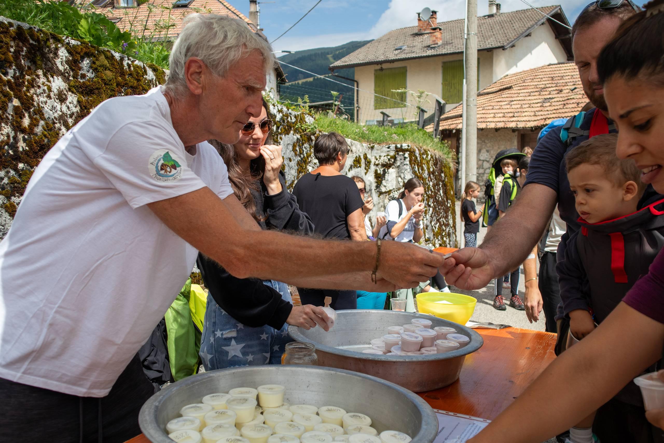 “Degustando l’Oltresommo” önogastronomische Wanderung