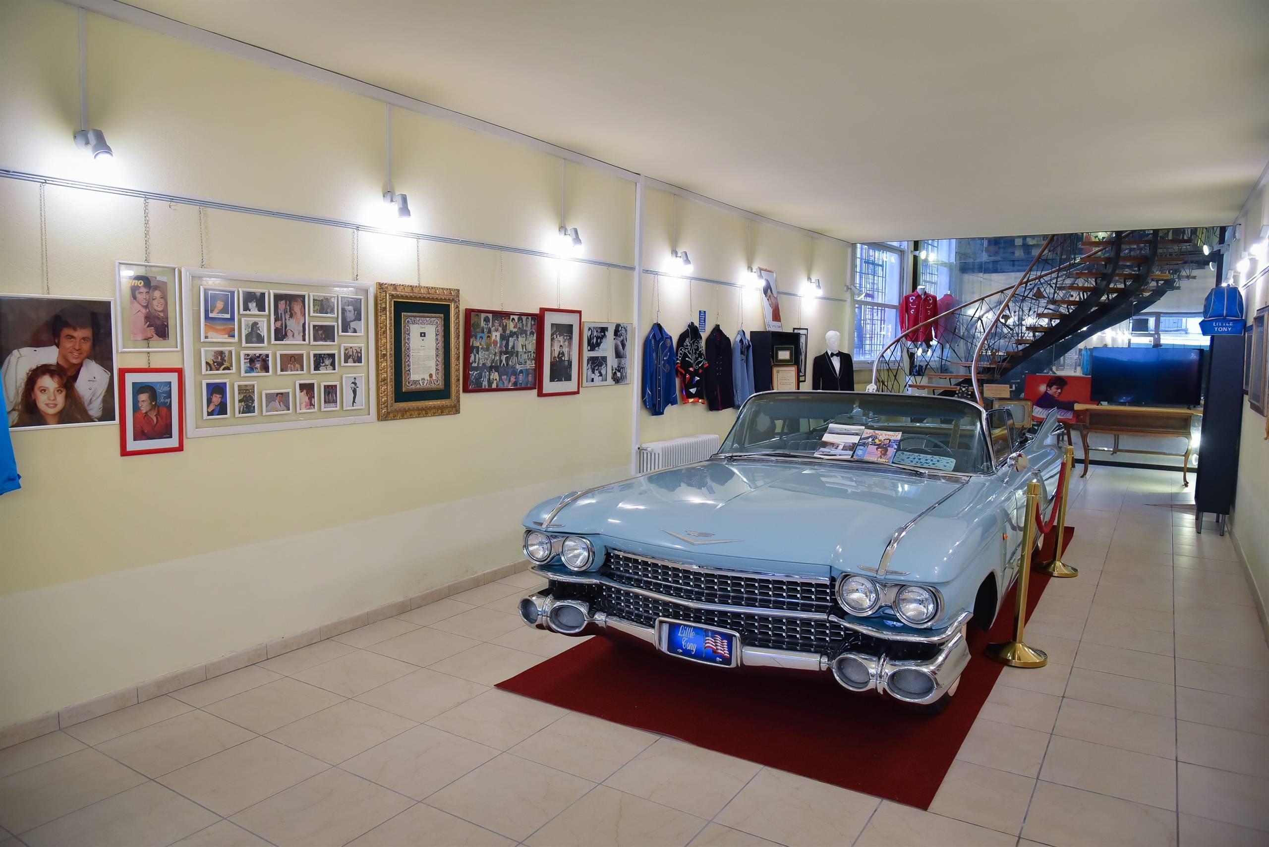 Mostra-Museo Collection Little Tony - tv