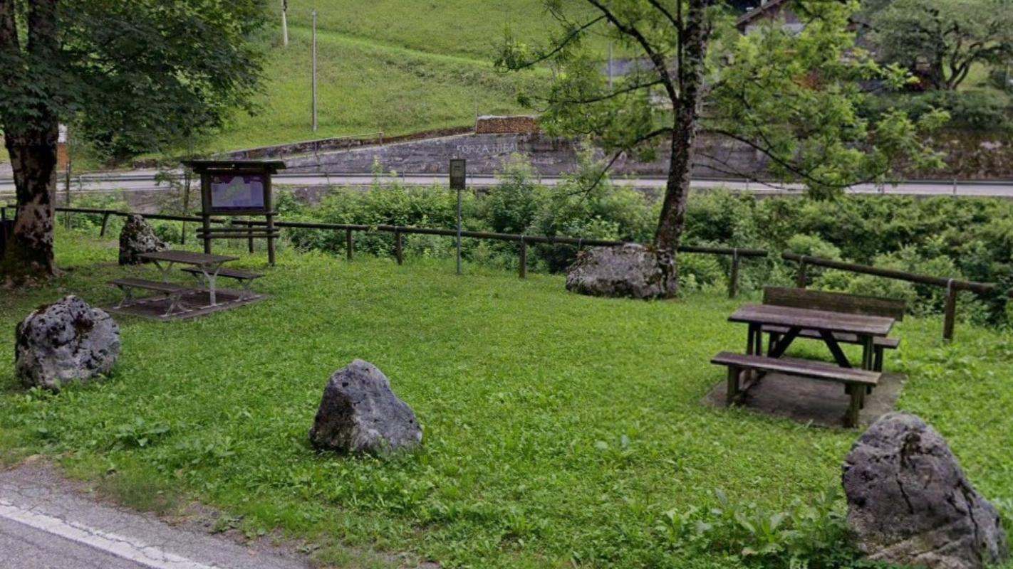 Area picnic di Servo