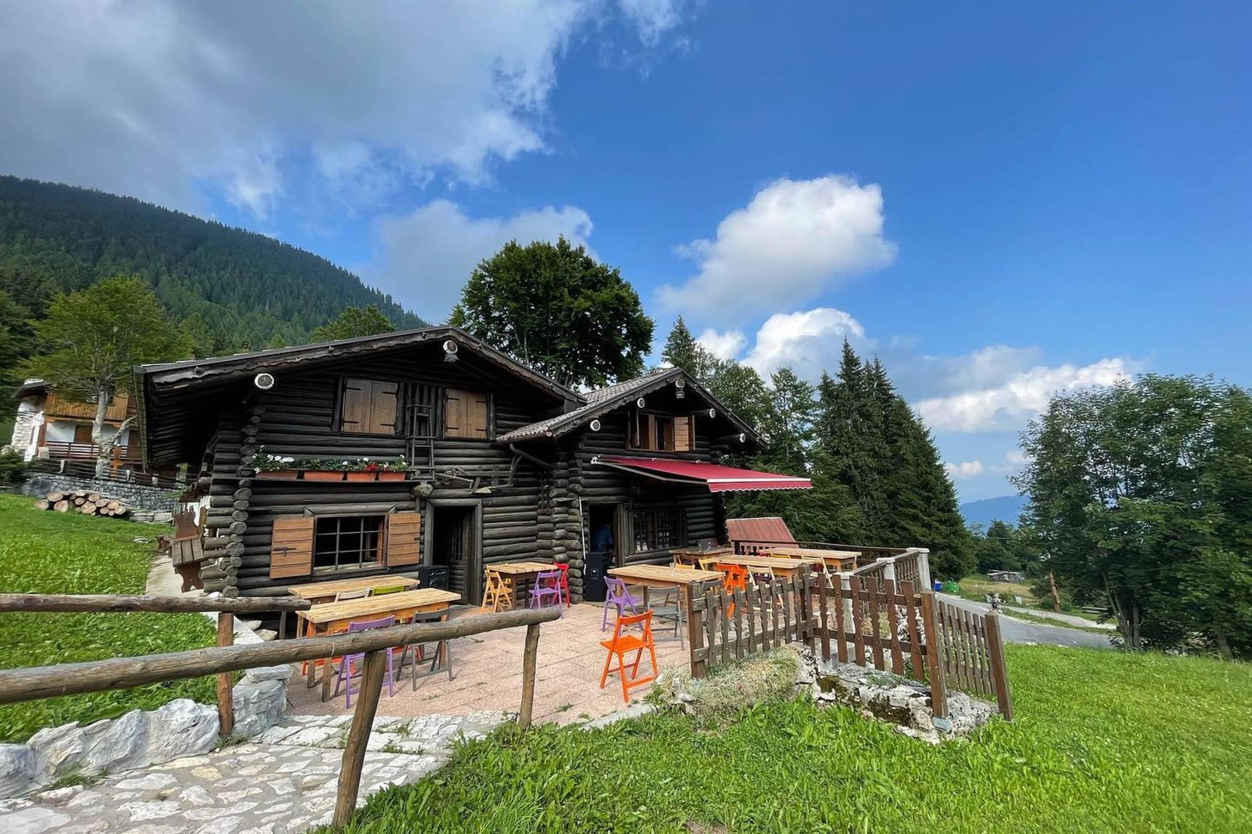 Baita Tabià Rifugio Monte Coppolo
