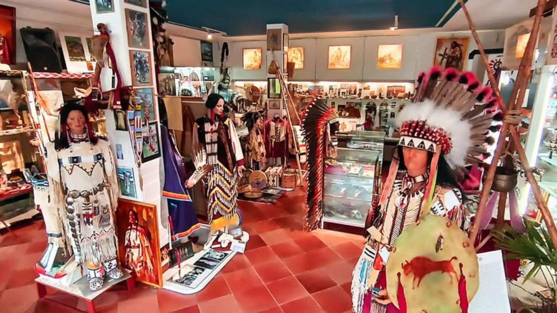 Museo Indian Village