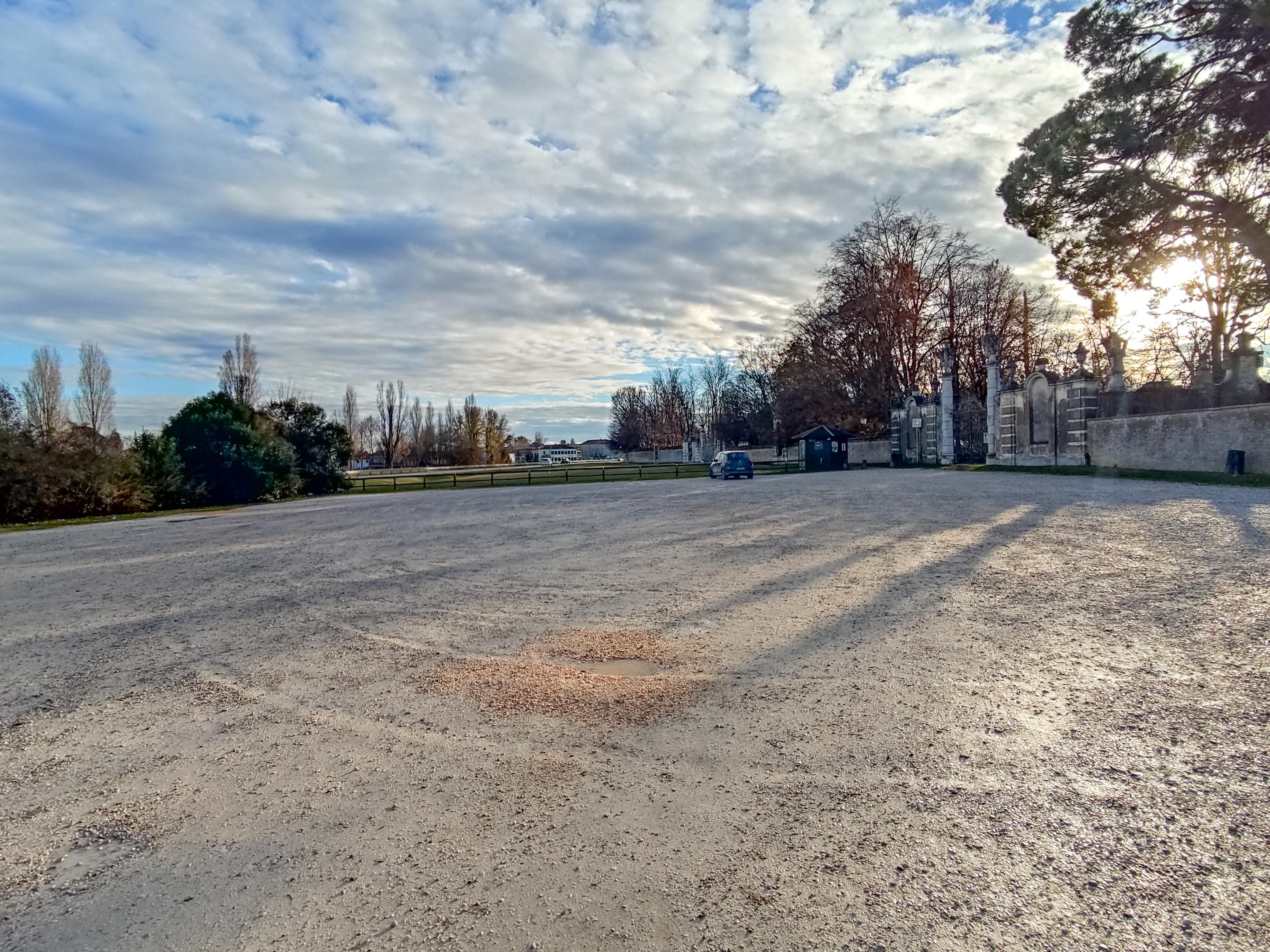 Parcheggio di Villa Pisani