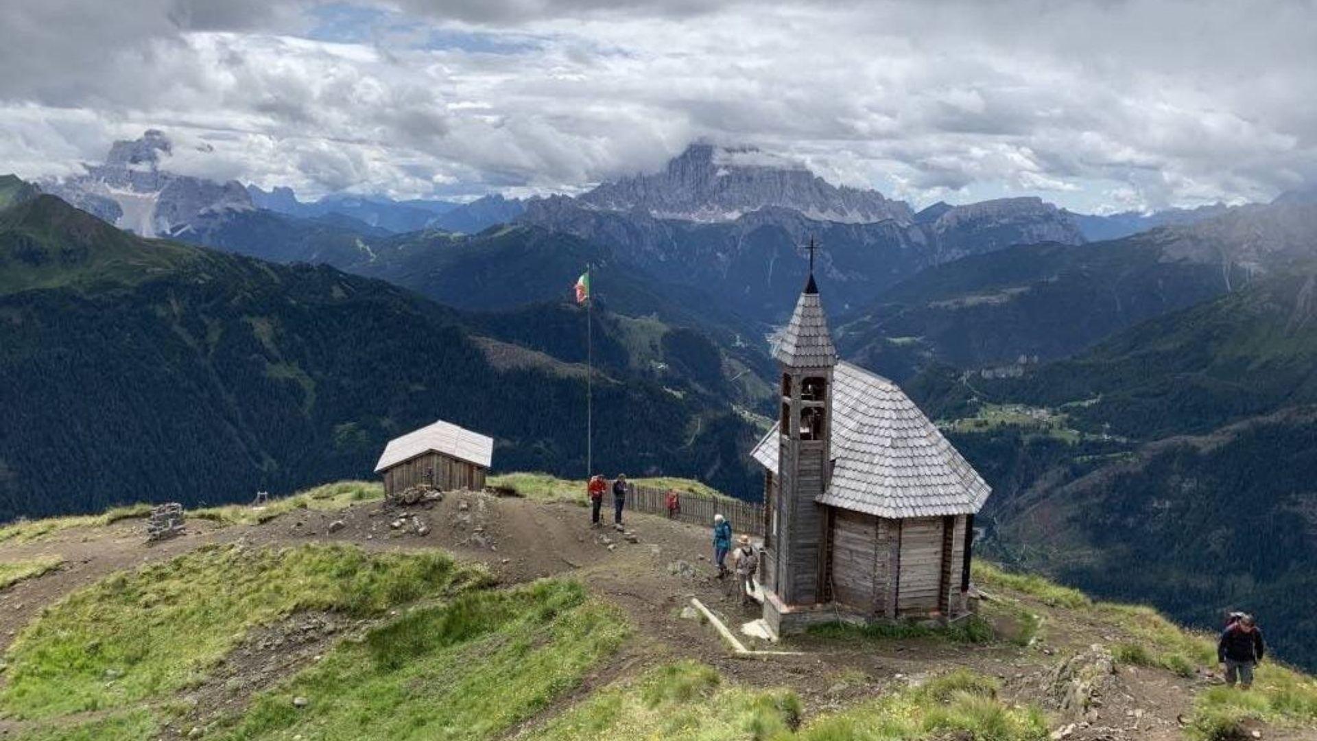 Panoramica sulle Dolomiti dal Col di Lana con Elisa