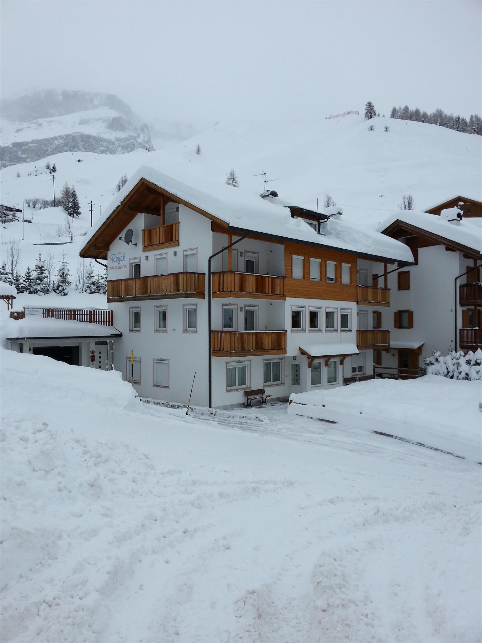 APPARTAMENTI ALPENROYAL