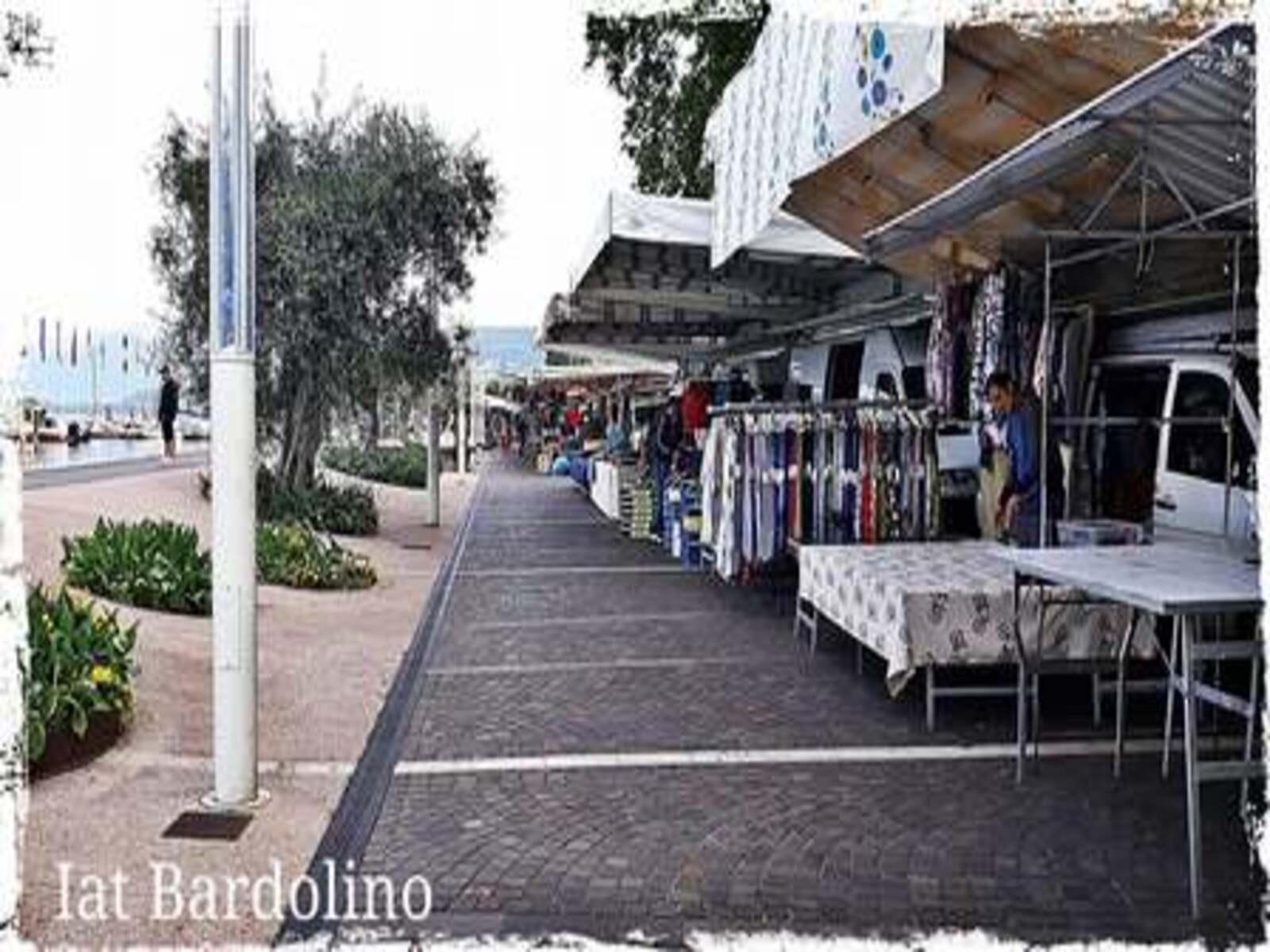 Mercato settimanale straordinario a Bardolino