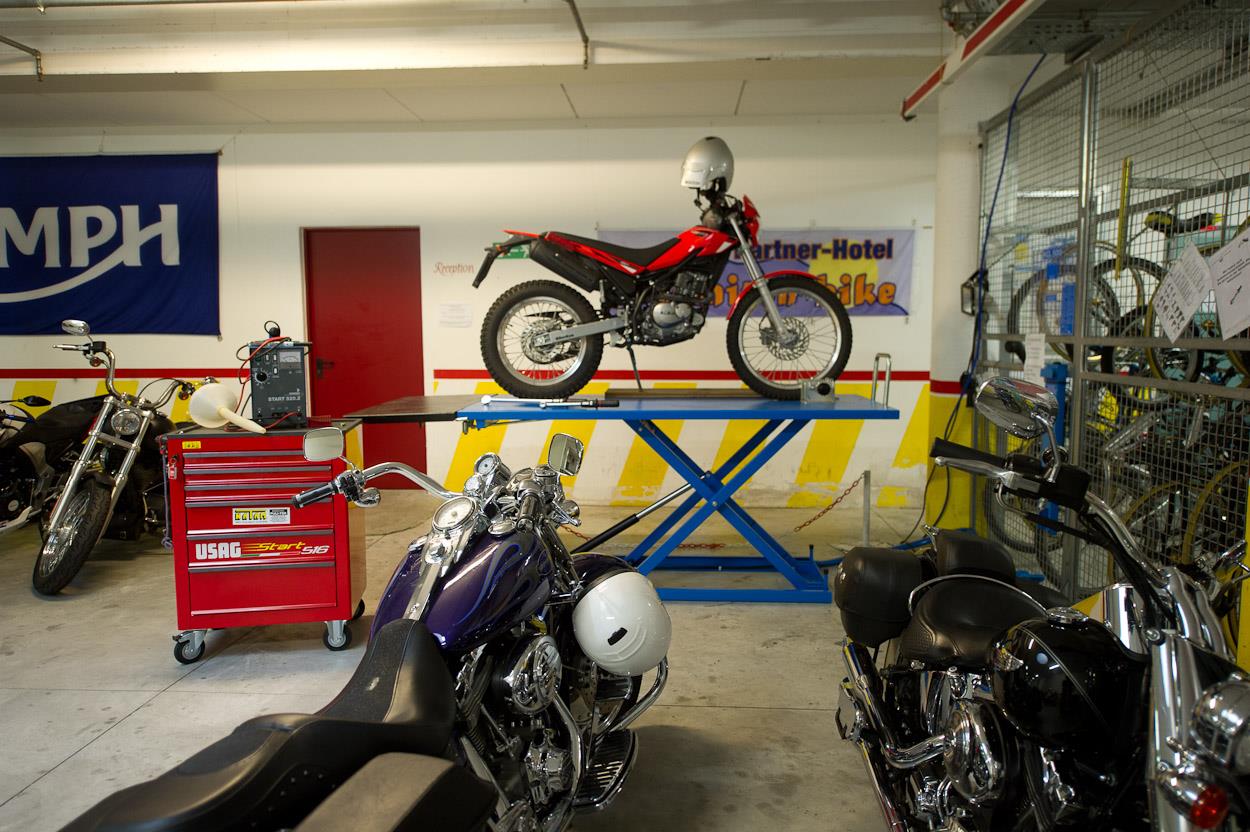 motorcycle machine area
