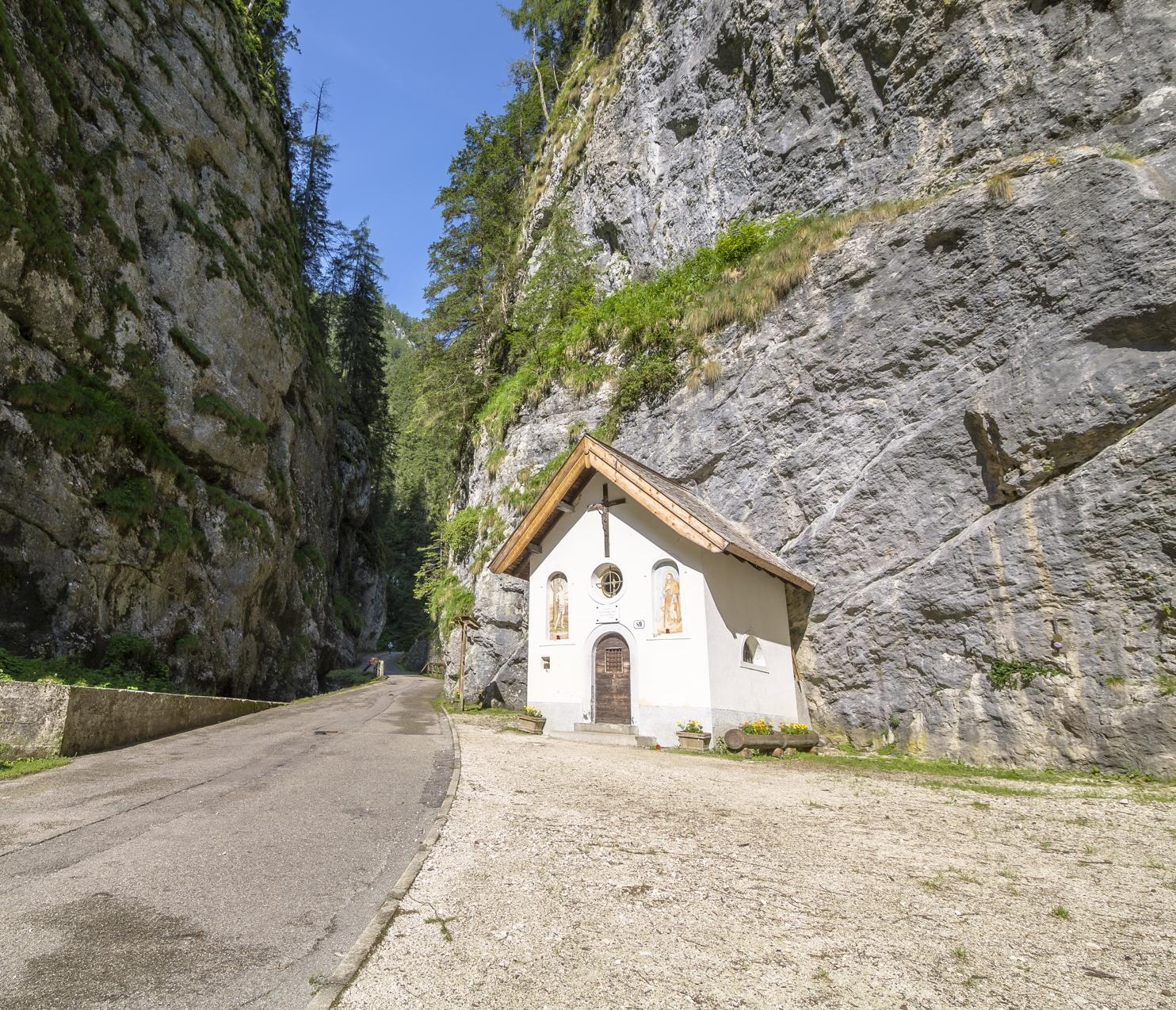 Chiesetta di Sant'Antonio nei Serrai di Sottoguda