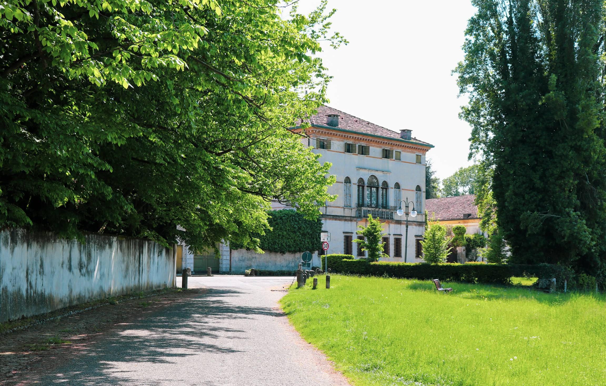 Villa Querini, Dalla Francesca – Tiozzo