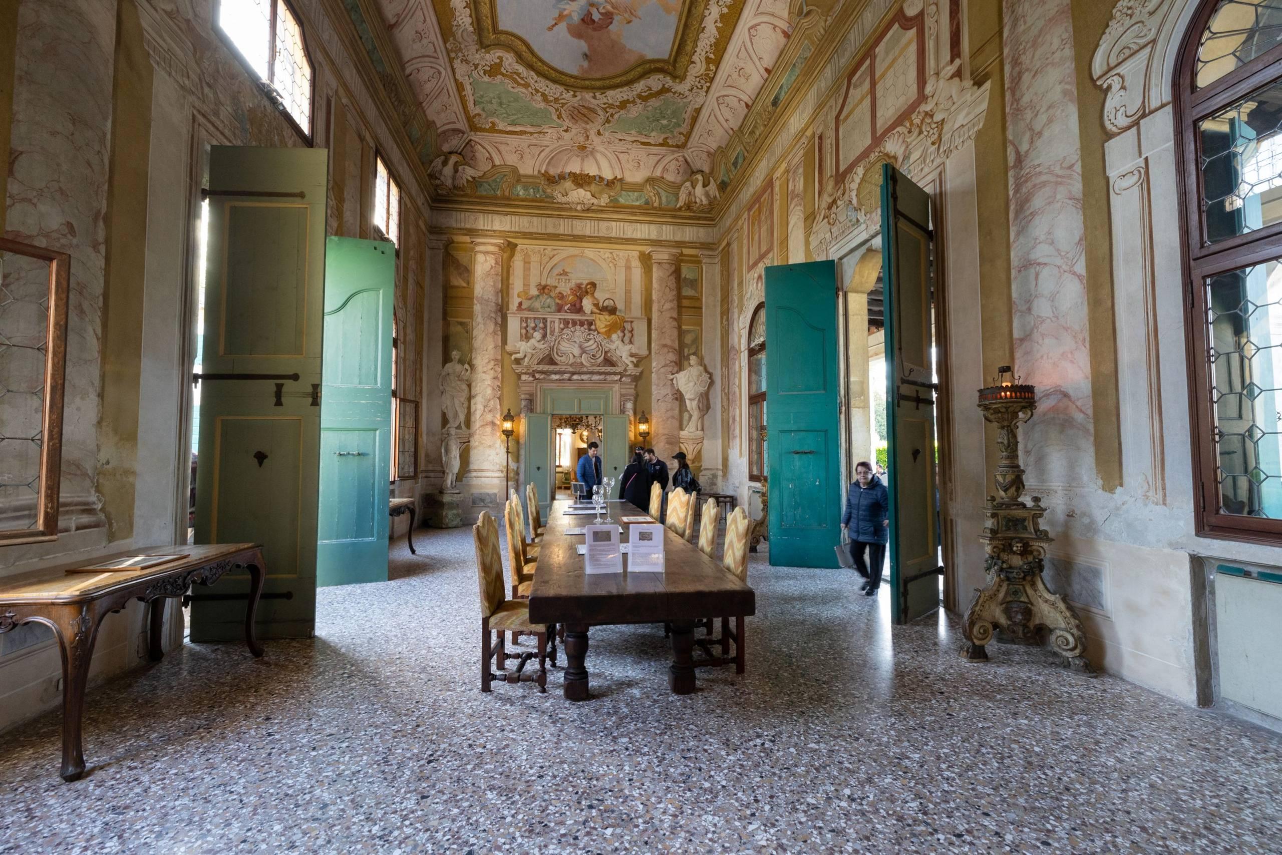 Barchessa Valmarana