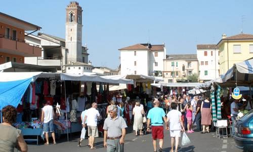 Mercato settimanale