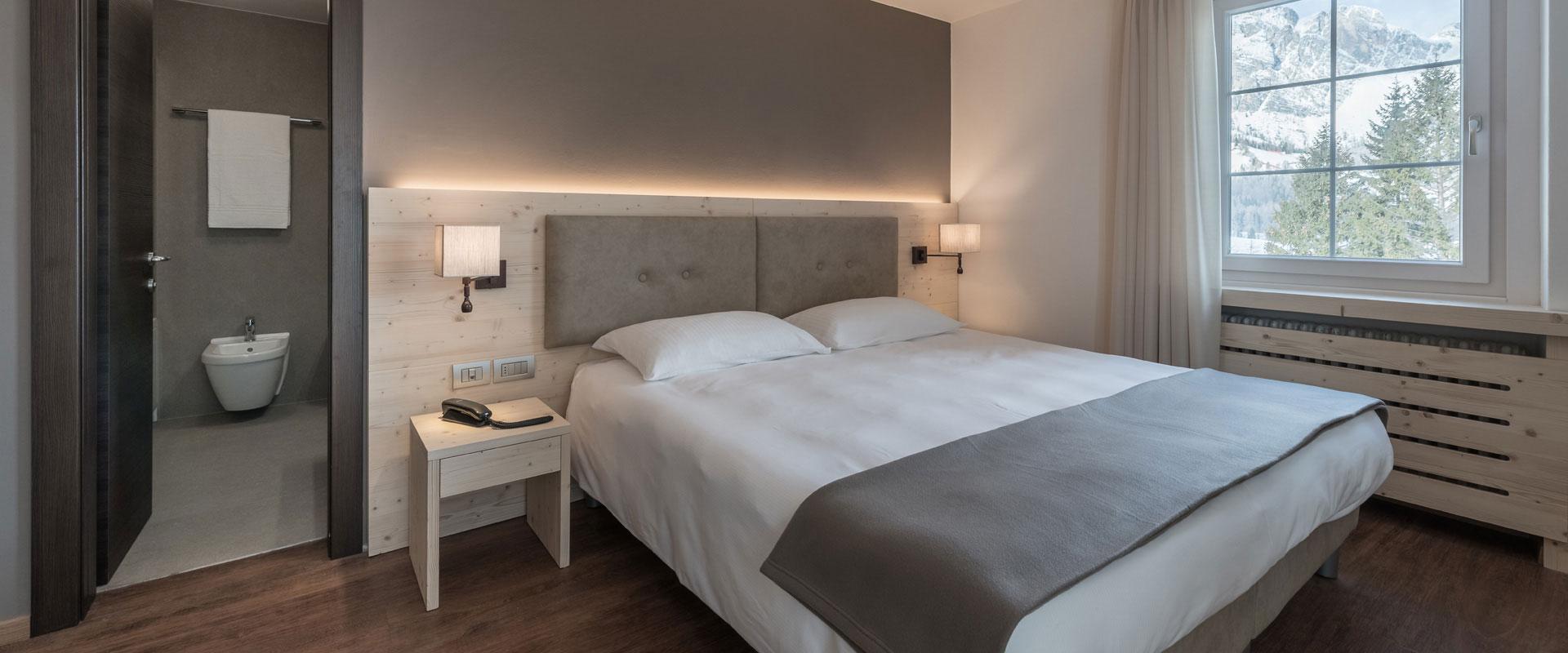 Double room, shower or bath, toilet, superior