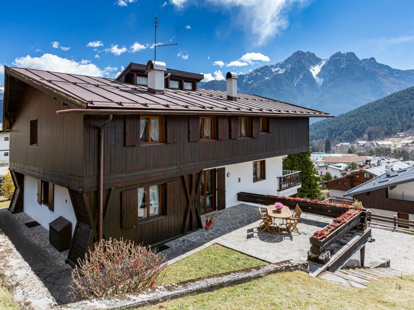 LIODA LIVING - 2