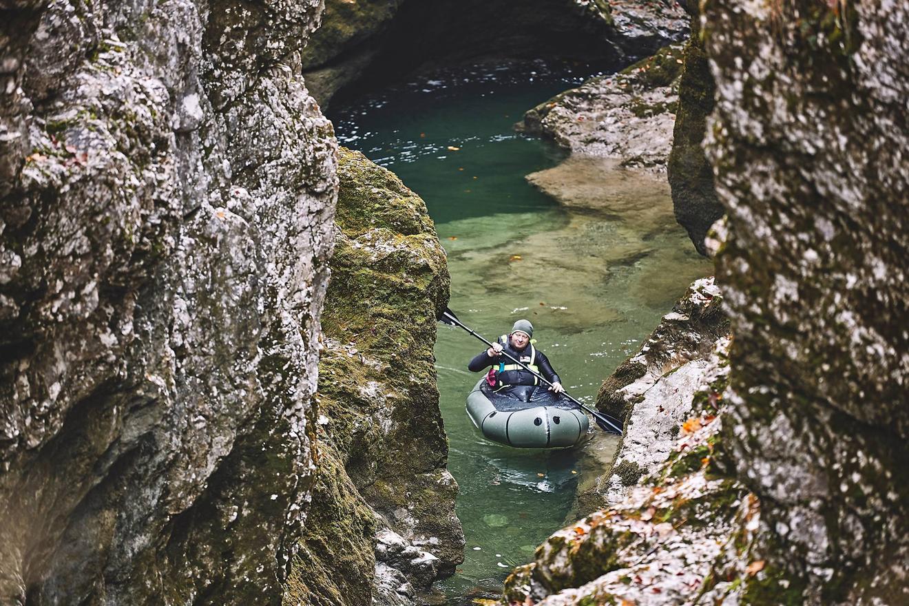 Packraft nel lago di Senaiga