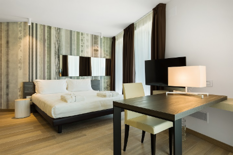 HOTEL ASTOR
