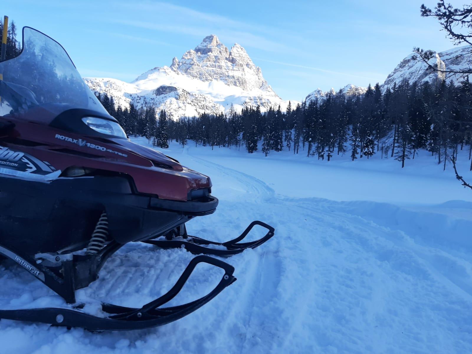Servizio motoslitte per le Tre Cime