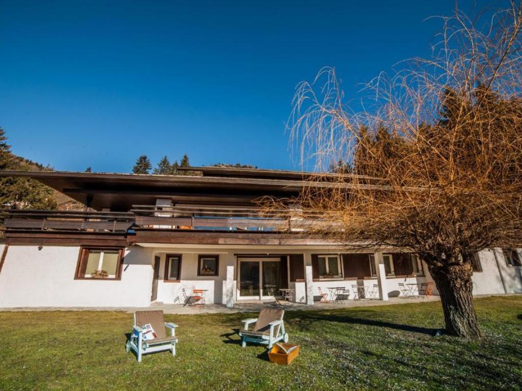 B&B  DIMORA AL BIVACCO