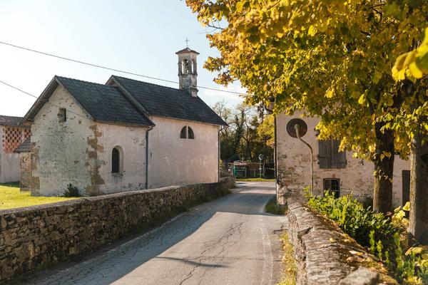 Chiesa del Follo esterno
