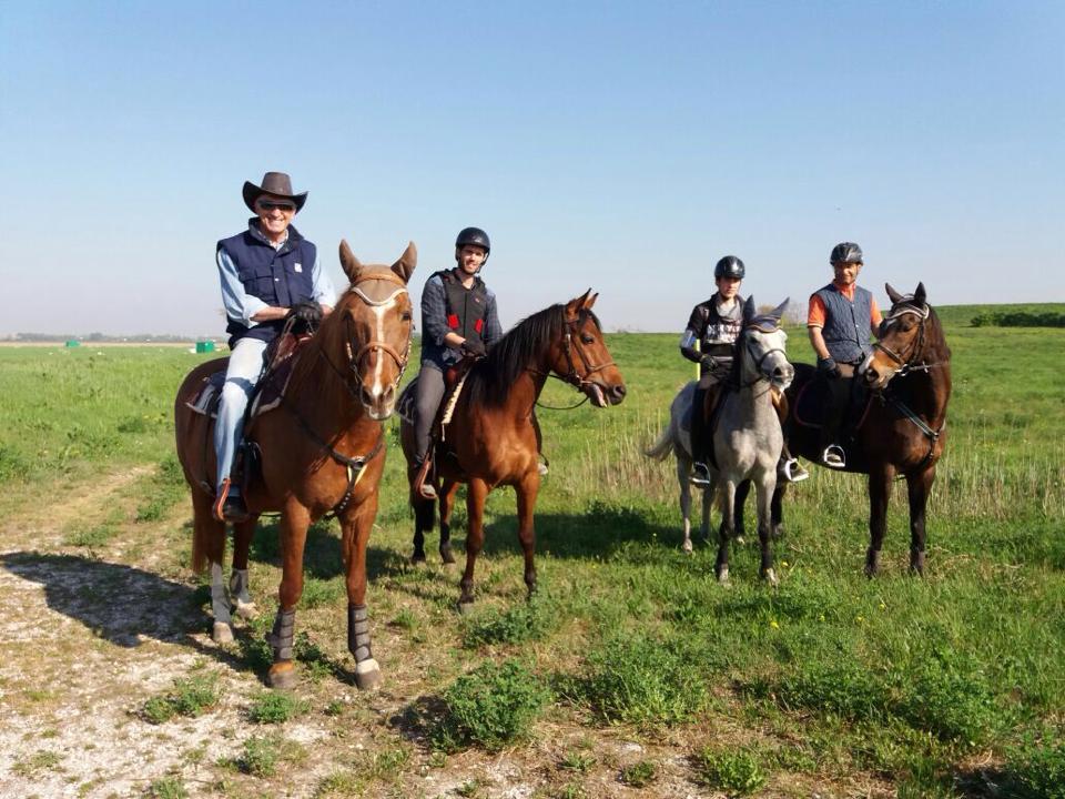 Passeggiata a Cavallo sul Dosso delle Giare