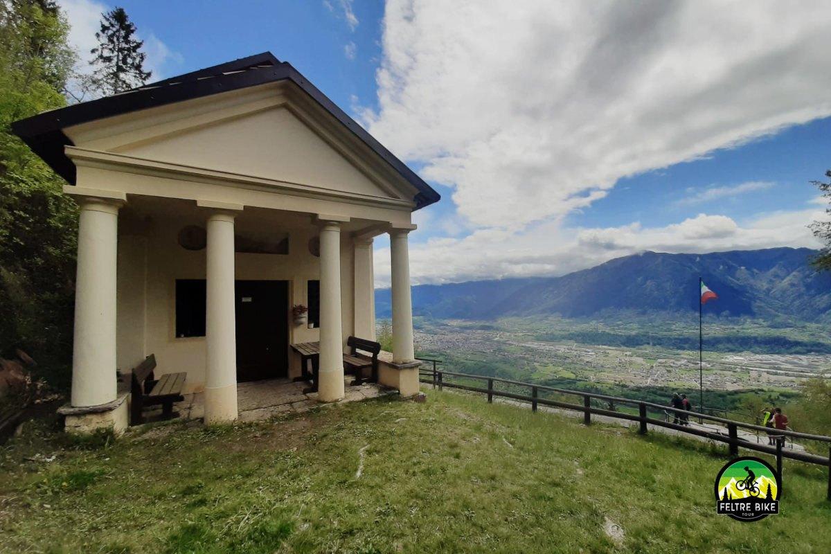 Bike tour di un giorno alla chiesetta di Santa Susanna