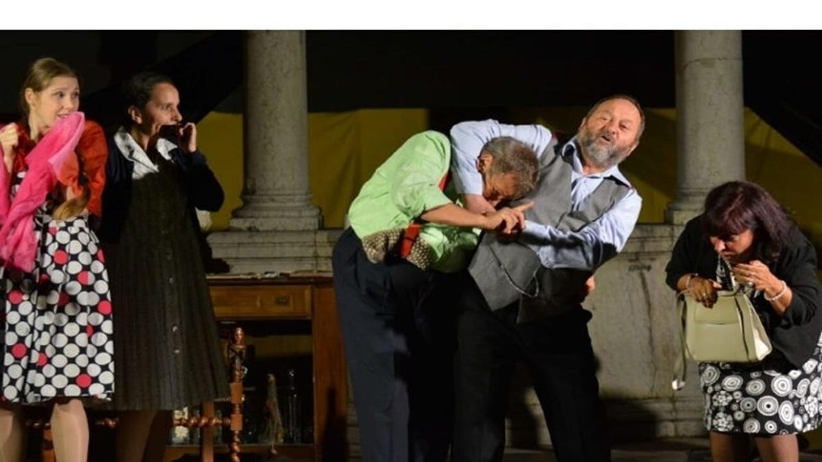 Divertiti con noi
