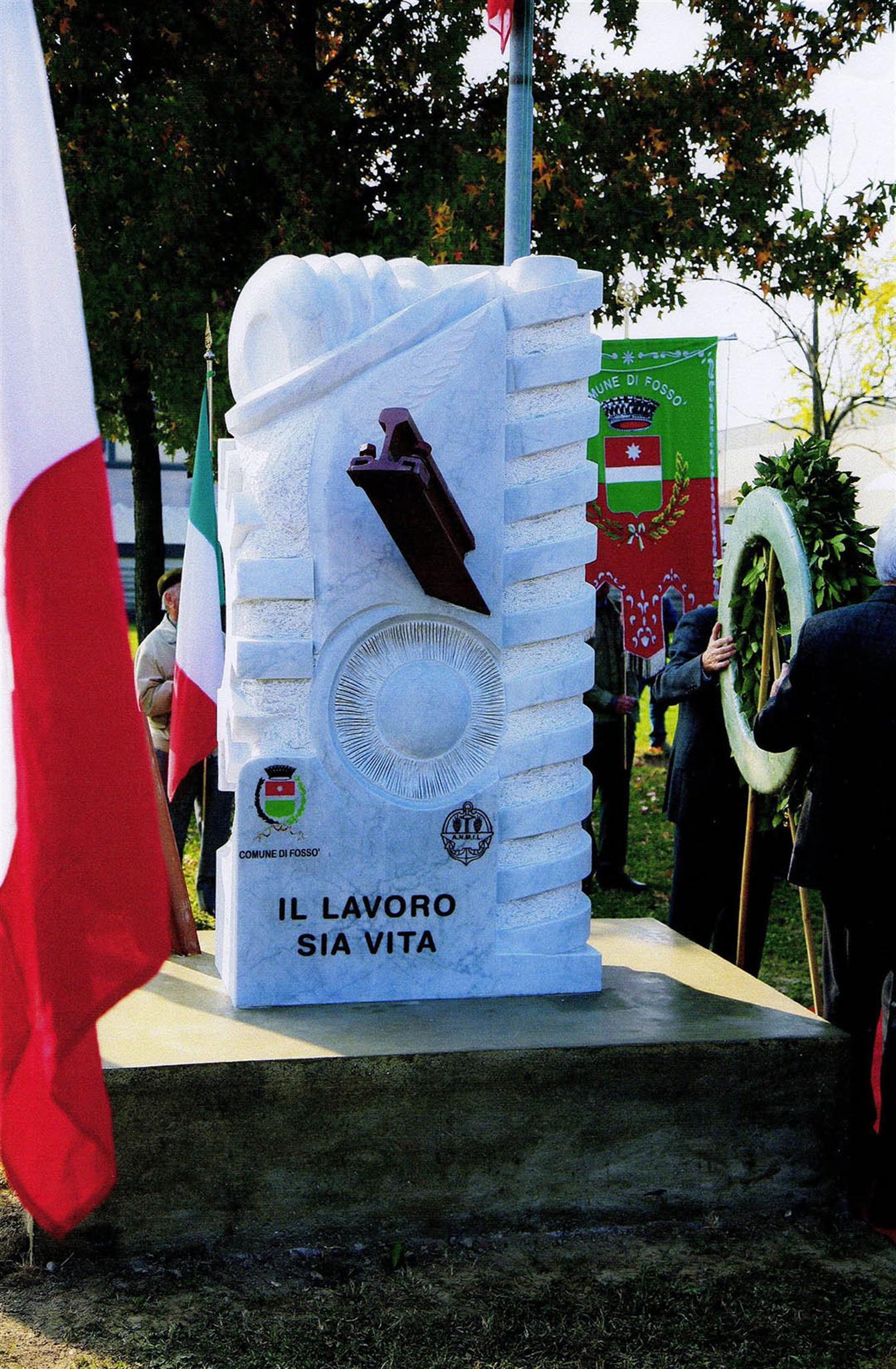 Monumento ai caduti sul lavoro