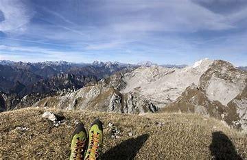 Trekking ai piedi del gigante Teverone