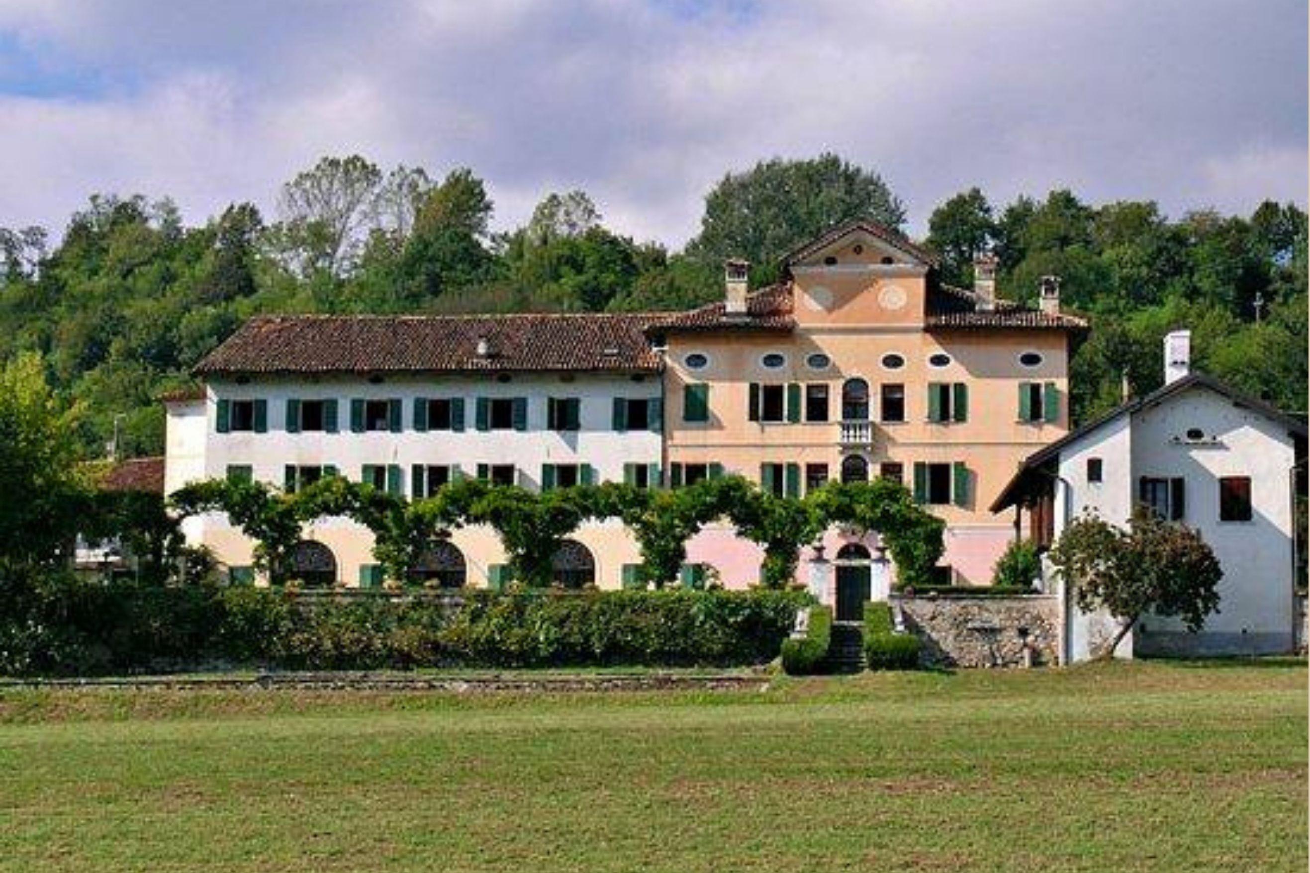 Villa Azzoni degli Avogadro