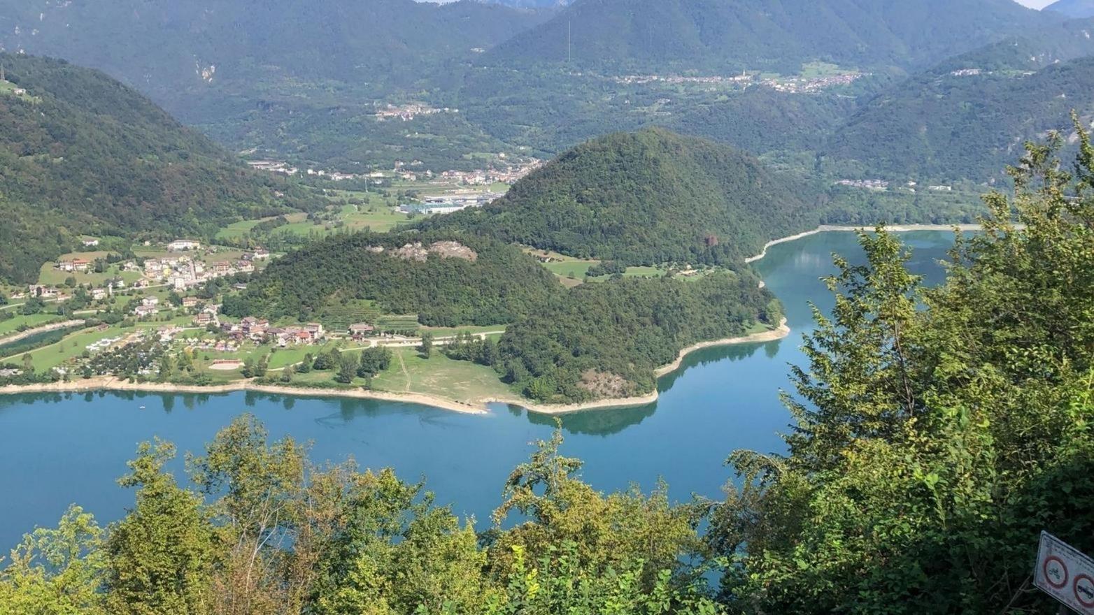 Il Lago del Corlo e i fantasmi di Fumegai