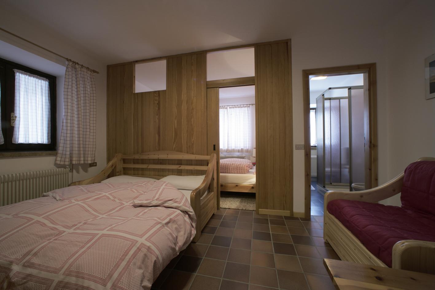 Triple room