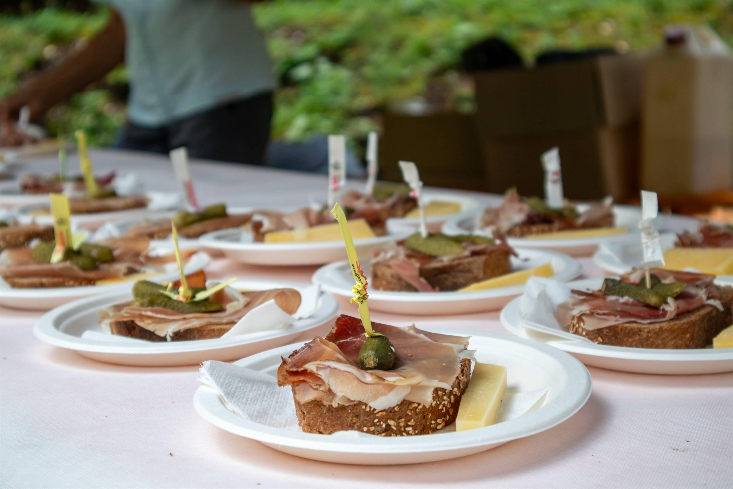 “Degustando l’Oltresommo” önogastronomische Wanderung