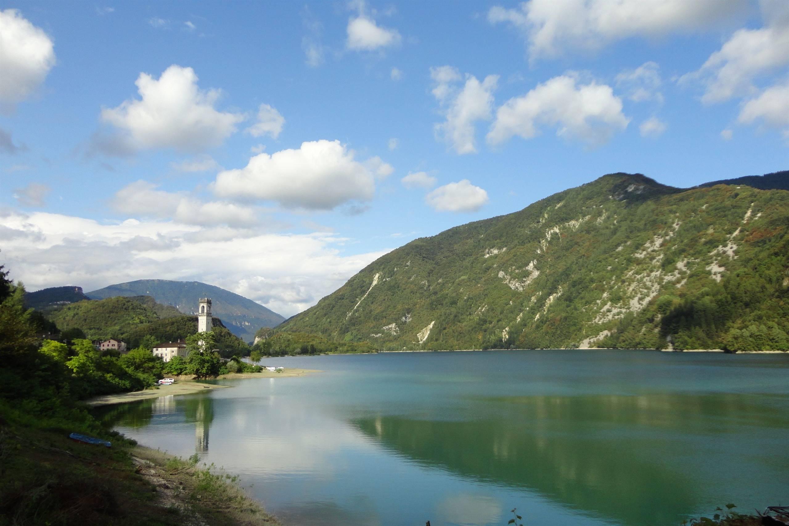 Le bellezze del Lago del Corlo - 2
