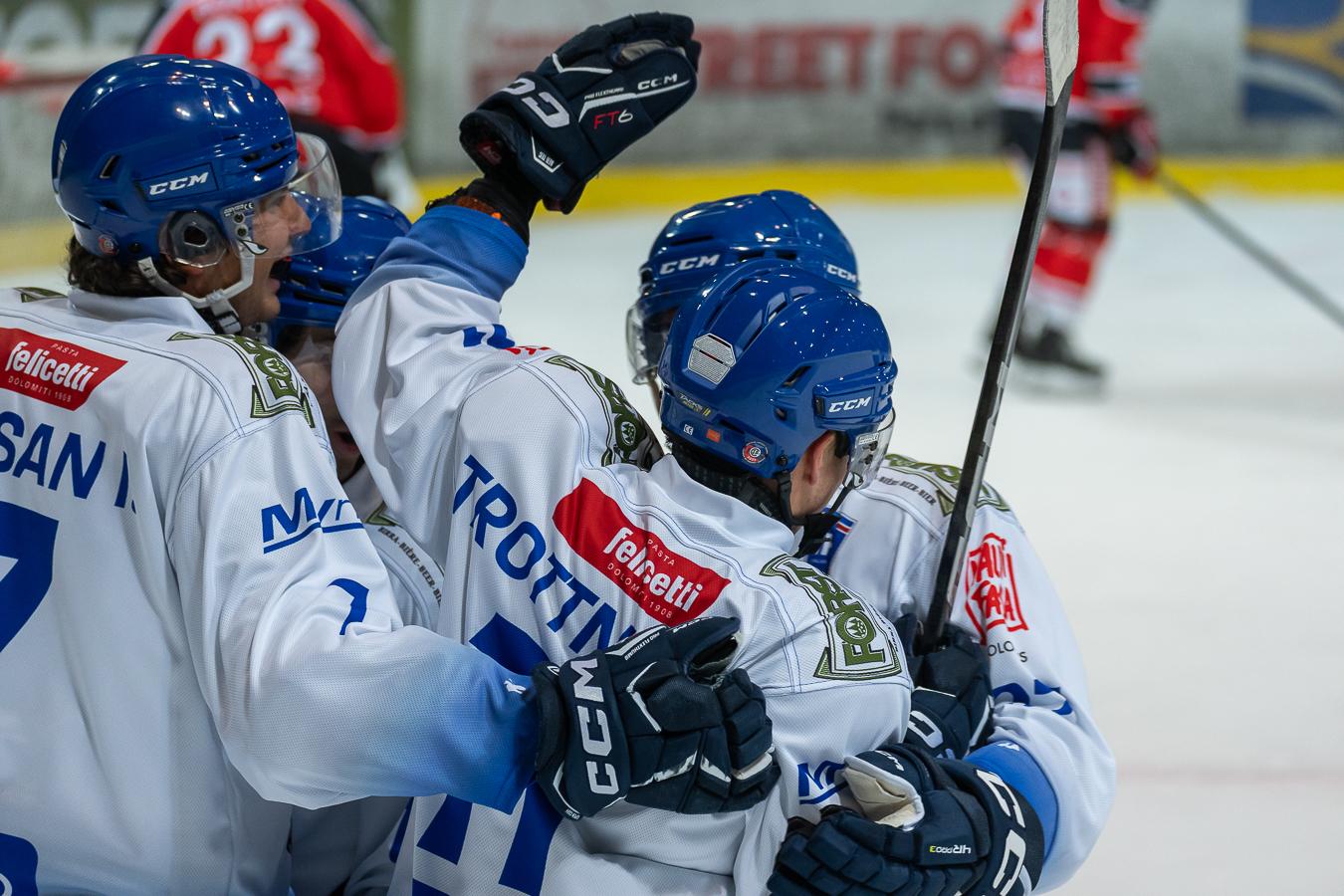 Hockey su ghiaccio: Fassa Falcons vs. ValdiFiemme HC