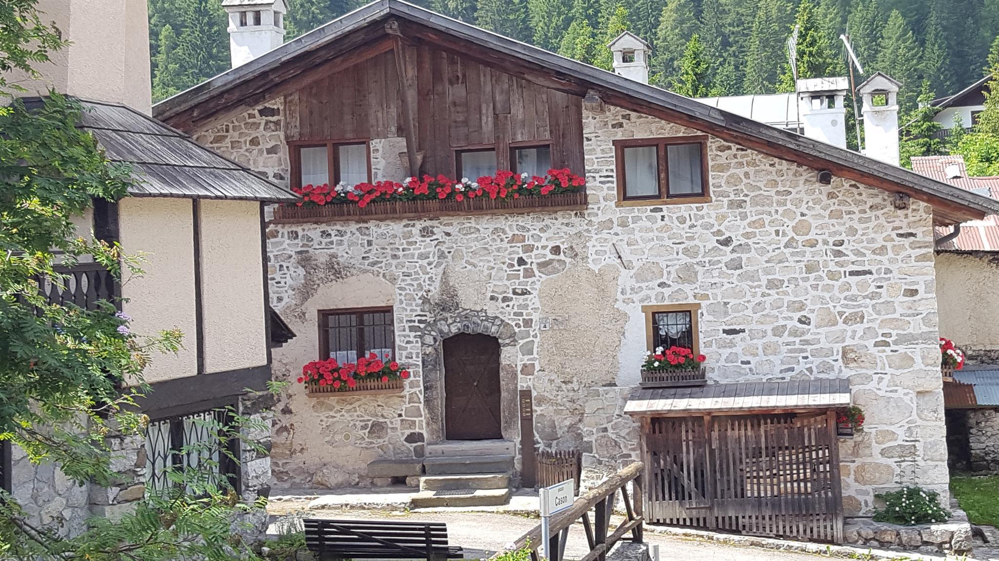 CASA POTOLA