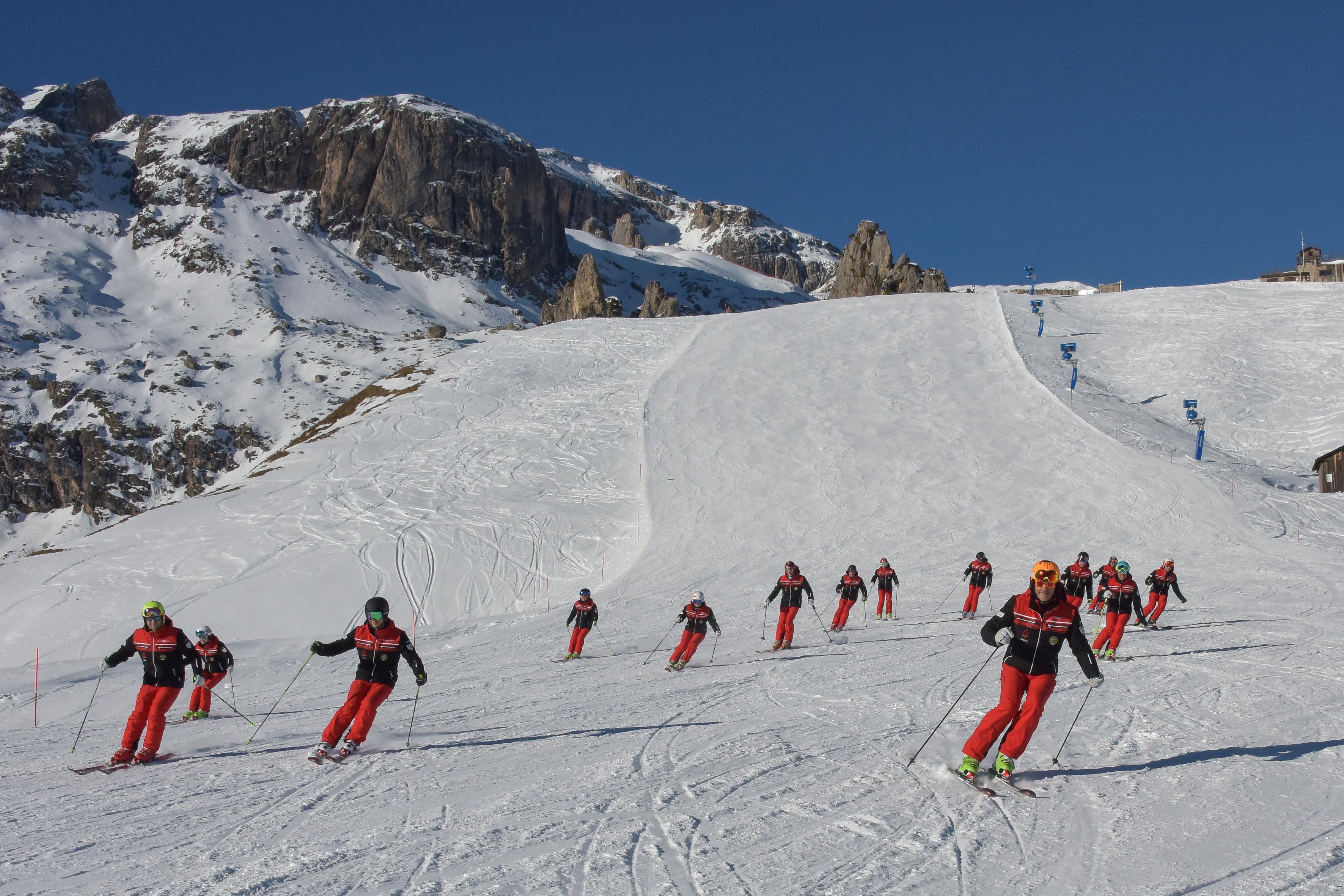Scuola Sci & Snowboard Dolomites Reba